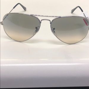 Ray Ban Aviator SunGlasses